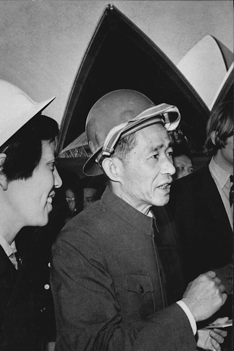 The leader of the Chinese group, Mr. Chen Yuan-Kao, and his interpreter, Li Ya-Pei, look over the Opera House. July 25, 1972.