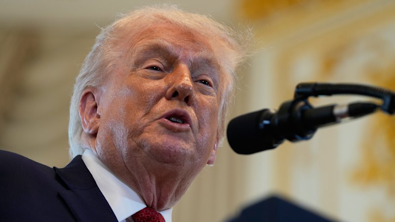 French Minister Warns Trump on Greenland Tariffs | Quick Digest