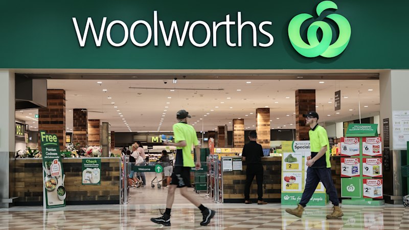 ASX falls as Woolworths, Coles shares slump on war inflation; oil climbs