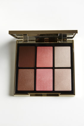 Burberry Essentials Glow Palette.