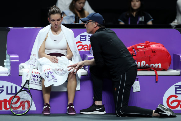 Darren Cahill advises Simona Halep at the 2019 WTA Finals in Shenzhen, China.