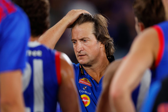 Bulldogs coach Luke Beveridge will miss his assistant Rohan Smith.