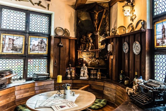 Serving sausages for centuries – inside  Zum Gulden Stern.
