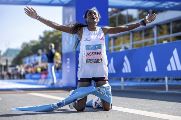 Ethiopia’s Tigst Assefa wins this year’s Berlin Marathon in a record women’s time.