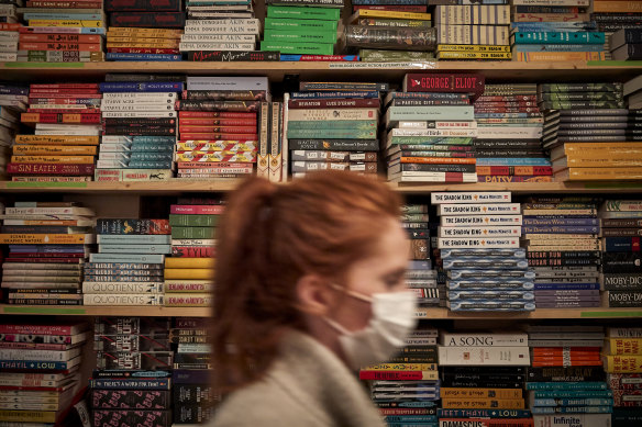 The boom in comic book sales have been a boost for bookstore owners in France.