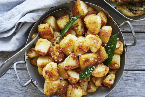 Sauteed potatoes with bay leaves.