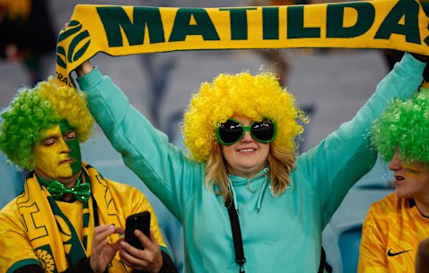 Australians are willing to save up for big ticket events, but are curbing everyday household expenses to do so.