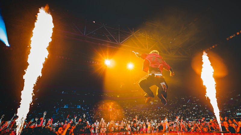 Self-professed ‘legend’ is all show and no go