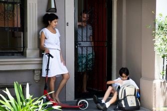 Oscar Avedissian, who is ready to start year 7 at Reddam House in Woollahra, with his mother, Cheryl and dad Jason. 