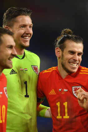 Gareth Bale with teammates.