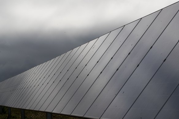 Is the outlook for renewable energy research in Australia about to get a lot dimmer?