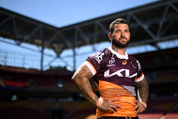 Mr 300: Adam Reynolds