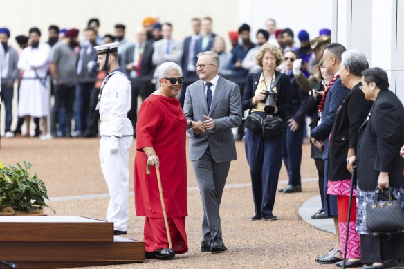 Prime Minister of Samoa Fiame Naomi Mata’afa is welcomed to Parliament House by Prime Minister Anthony Albanese.