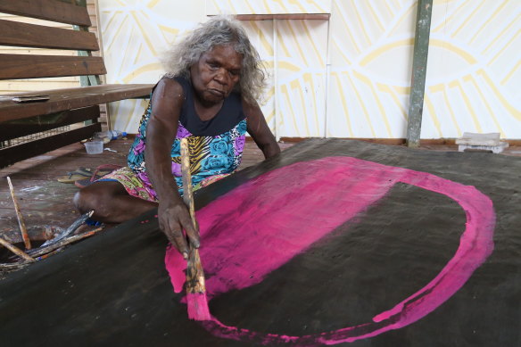 Nongirrnga Marawili uses vibrant printer inks in her bark paintings.