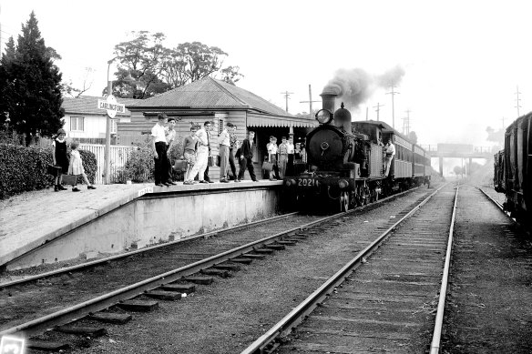 The Clyde-Carlingford steam locomotive, pictured at Carlingford railway station on 16 April 1958.