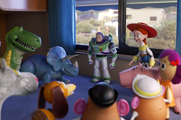 O filme Labubu poderia seguir o exemplo do livro Toy Story e dar vida aos pequenos duendes peludos.