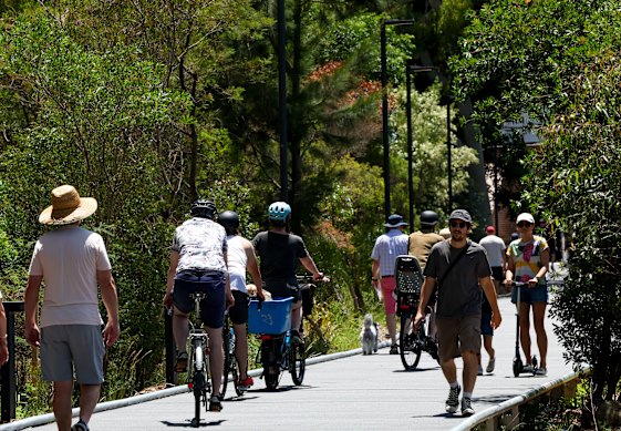 Después de 25 años y más de $57 millones, el proyecto GreenWay del Inner West Council se inauguró en diciembre.