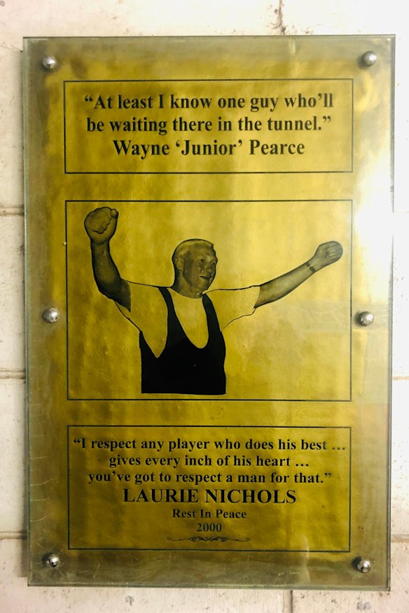 The Laurie Nichols plaque in the tunnel at Leichhardt Oval.