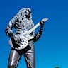 Can you name the birthplace city of reggae, made famous by singer and musician Bob Marley (immortalised here in a statue)?