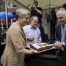 Malcolm Turnbull, Tanya Plibersek campaign together for Yes vote