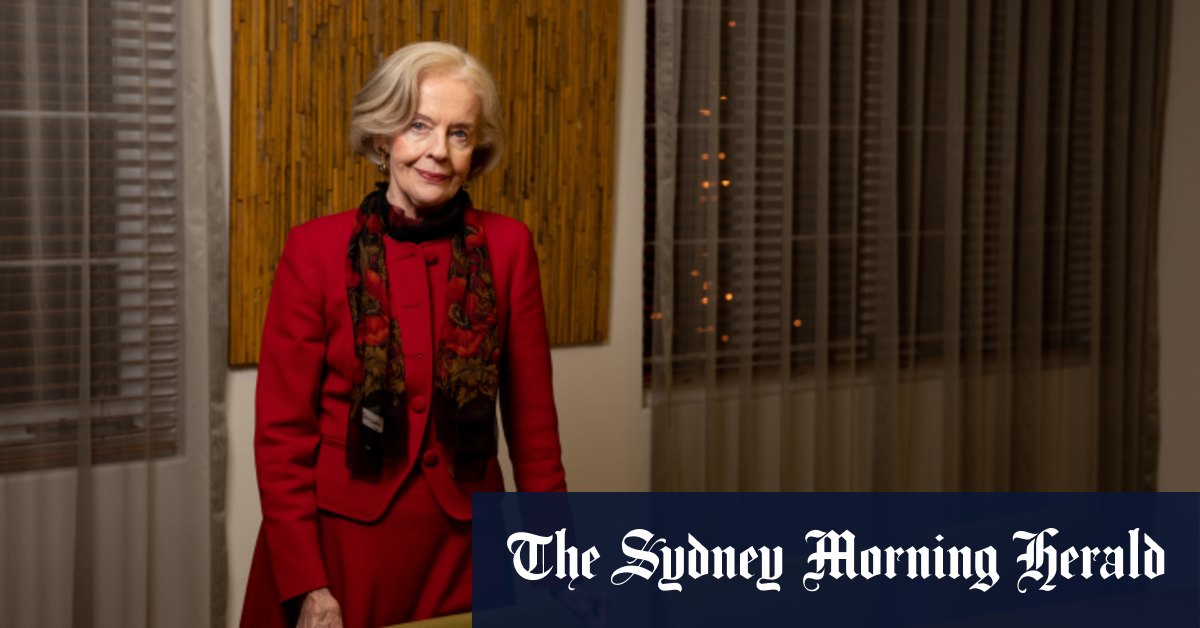 Bunch of flowers fails to convince Quentin Bryce to testify for Ben Roberts-Smith - Vimarsana News