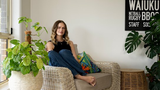 Lilli Staff was told her debilitating pelvic pain was normal.