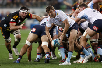 NSW captain Jake Gordon helped the Waratahs stay in the fight against the Chiefs last week.