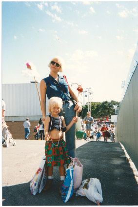 Nadia, aged 5, at the Sydney Easter Show with her mum, Sharon. 