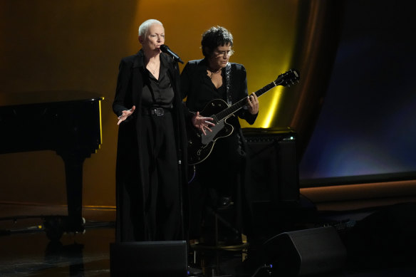 Annie Lennox pays tribute to Sinead O’Connor.