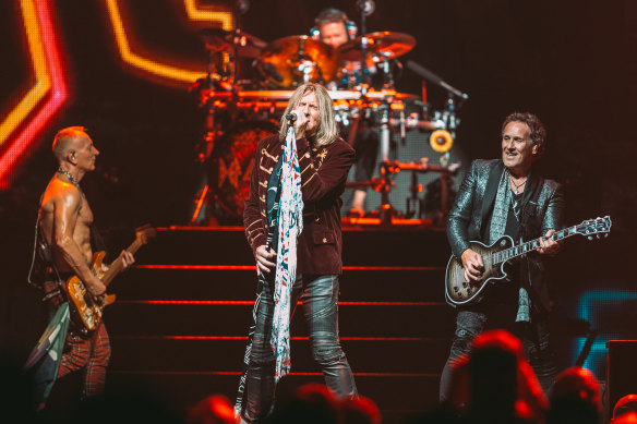 Def Leppard are the consummate arena band, 1980’s survivors armed with a slew of arena hits.