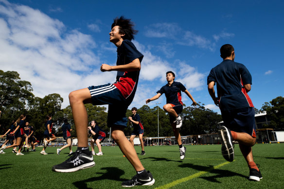 Students at Chatswood High trial short, sharp bursts of exercise during class.