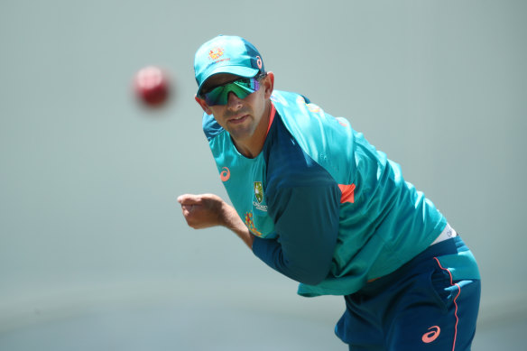 Ashton Agar practising at the SCG on Monday.