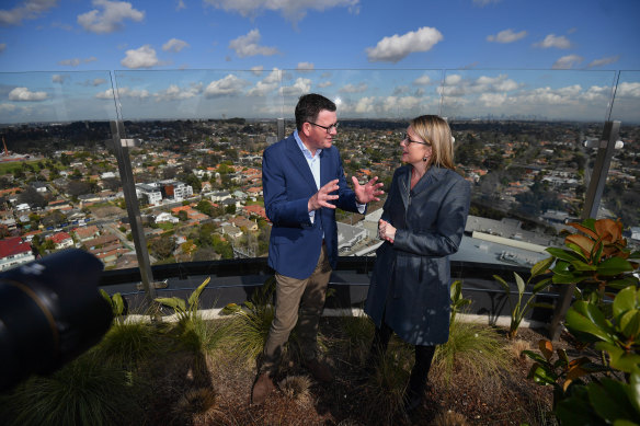 Victorian Premier Daniel Andrews and Transport Infrastructure Minister Jacinta Allan announce the Suburban Rail Loop in 2018. 