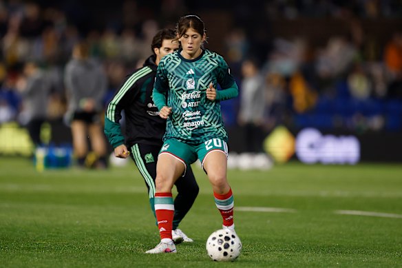 Mexico’s Nicolette Hernandez warms up.