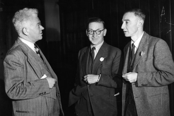 From left:  Mark Oliphant, British scientist John Cockcroft and Robert Oppenheimer in Birmingham, England, in 1948.   