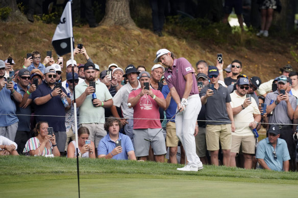 Cameron Smith chips onto the green on the 18th during the final round of the LIV Golf Invitational in Boston on Sunday.