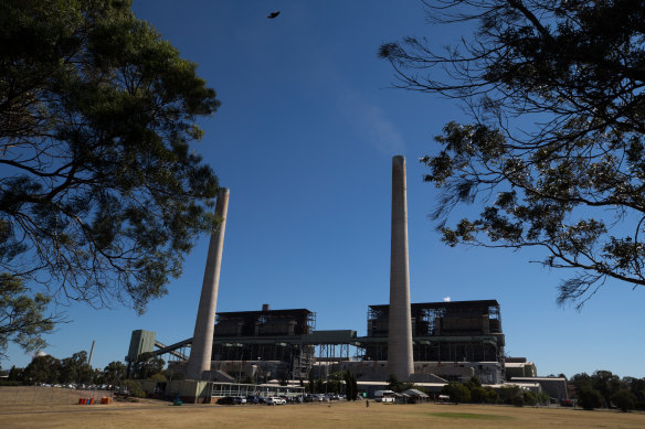 AGL is moving to build a new energy hub in the Hunter Valley to replace the aging Liddell coal-fired power plant when it closes.