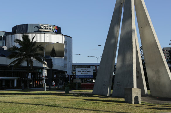 A view across the quiet NSW-Queensland border to the Twin Towns club during the regional lockdown of the southern state last month.