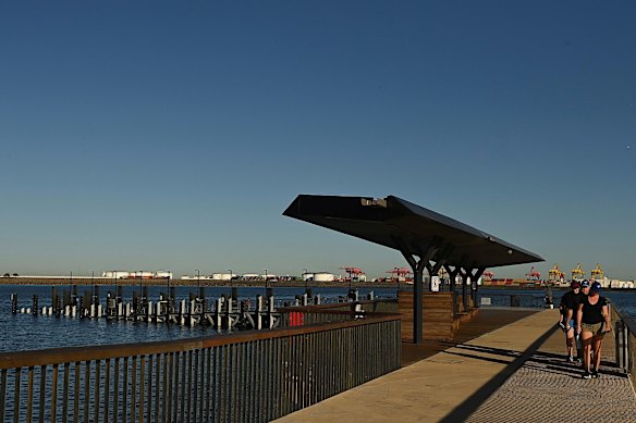 The ferry wharves at La Perouse are being used by locals for recreation, after the state government failed to secure a ferry operator. 