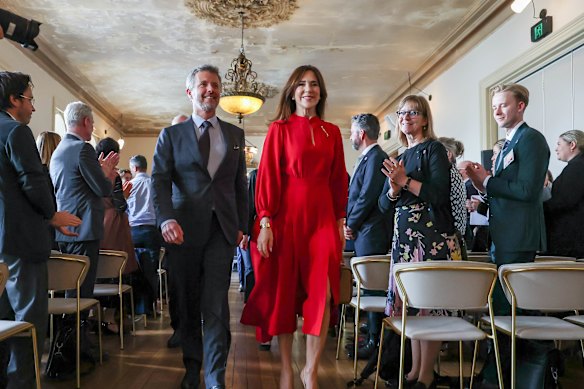 On Tuesday, King Frederik and Queen Mary visited Sophia at The Prahran Arcade.