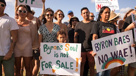 Byron Bay locals wants Netflix show Byron Baes to be shut down.