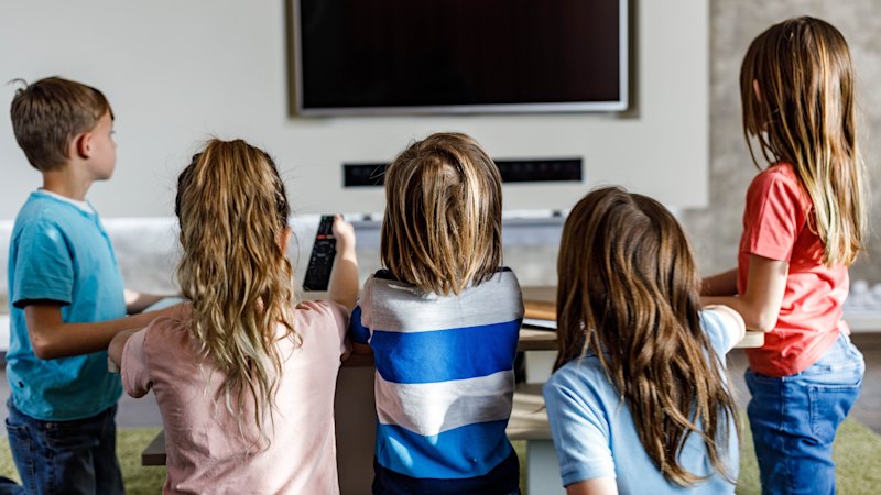 V Viktoriji narašča število otrok v krizi in samomorov zaradi preobremenjenosti sistema za duševno zdravje