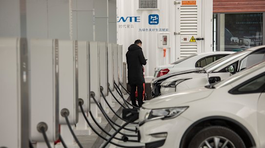 CATL says its new system would allow an electric vehicle to be charged enough in five minutes to drive 520 kilometres, or 320 miles.