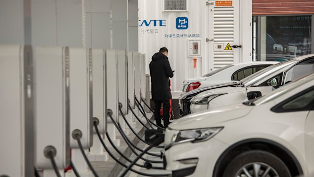 CATL says its new system would allow an electric vehicle to be charged enough in five minutes to drive 520 kilometres, or 320 miles.