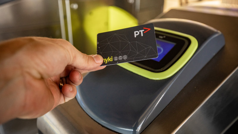 Contactless travel a step closer as trial to start on Melbourne public transport