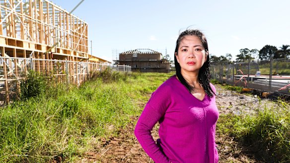 Cecilia Soh has discontinued her build with Metricon.