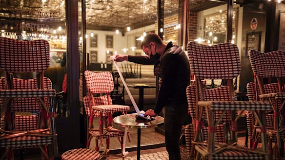 All restaurants in France will be forced to close for at least a month under a new national lockdown.