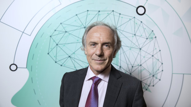Dr Alan Finkel has defended his position on the use of natural gas following criticism from a group of Australian climate scientists.