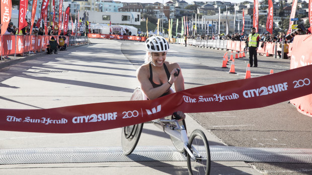 25 year old Maddison de Rozario is the first female wheelchair competitor to finish the 2018 City2Surf