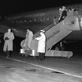 Flu suspects arrive at Mascot on KLM Skymaster, January 1951